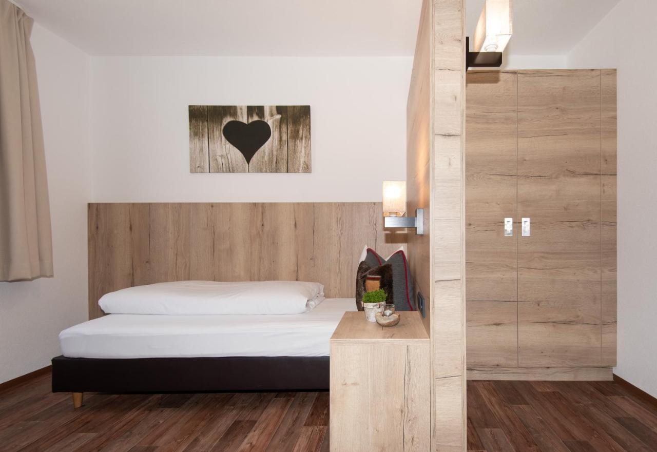 Haus Elisabeth Hotell Sankt Leonhard im Pitztal Exteriör bild