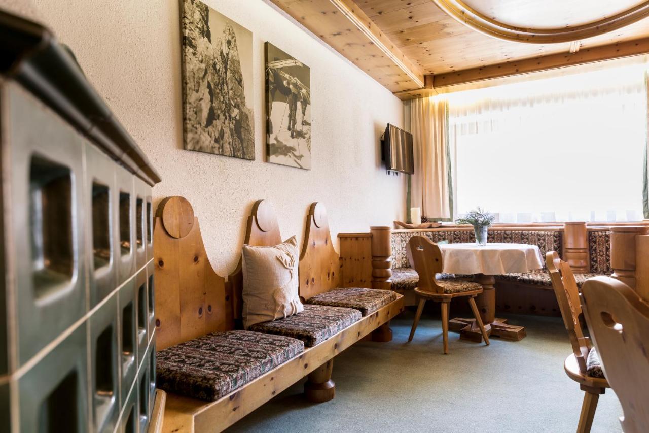 Haus Elisabeth Hotell Sankt Leonhard im Pitztal Exteriör bild