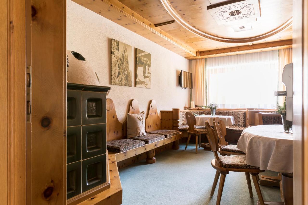 Haus Elisabeth Hotell Sankt Leonhard im Pitztal Exteriör bild