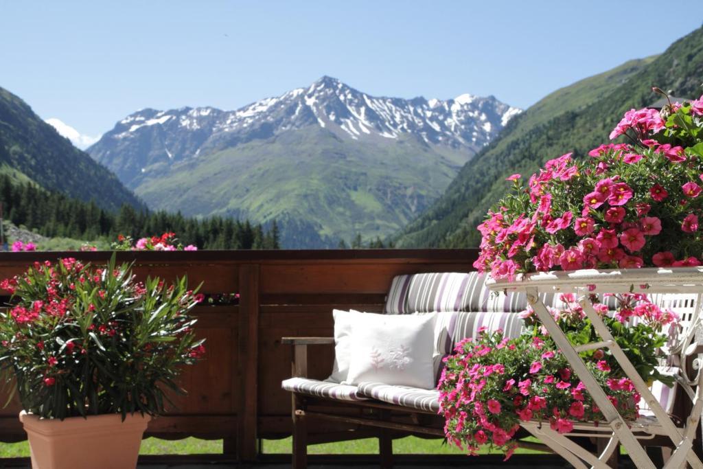 Haus Elisabeth Hotell Sankt Leonhard im Pitztal Rum bild