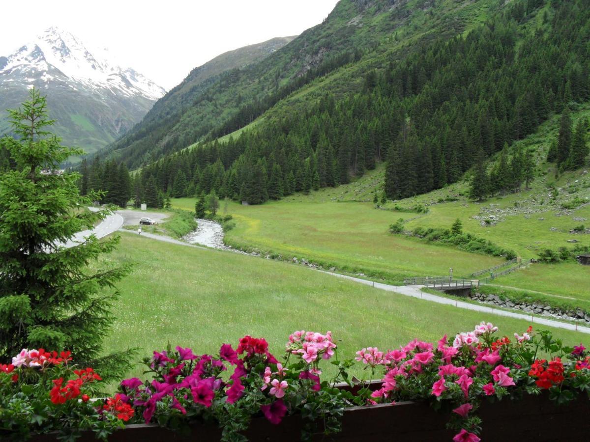 Haus Elisabeth Hotell Sankt Leonhard im Pitztal Exteriör bild
